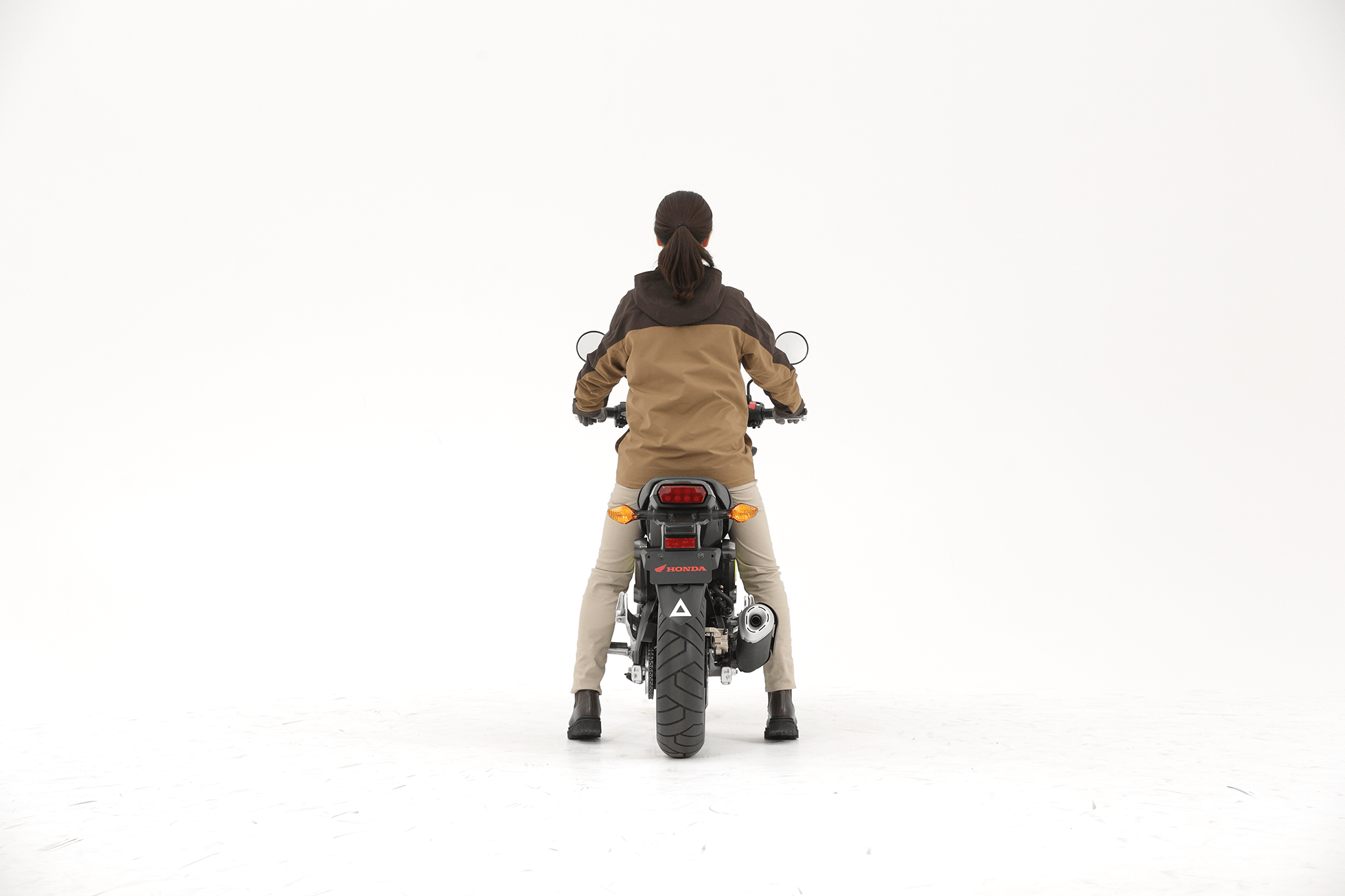 Grom Riding GROM | RIDING POSITION | Honda MOTORCYCLE SHOW 2022 | Honda | バイク