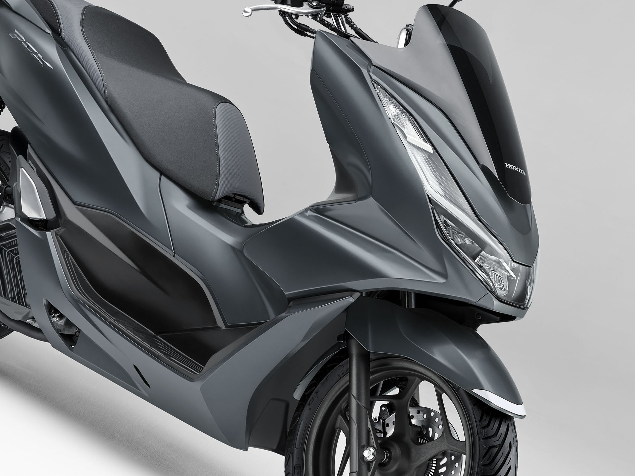 原付二種／125ccスクーターのホンダ『PCX』シリーズと、PCX150から進化 ...