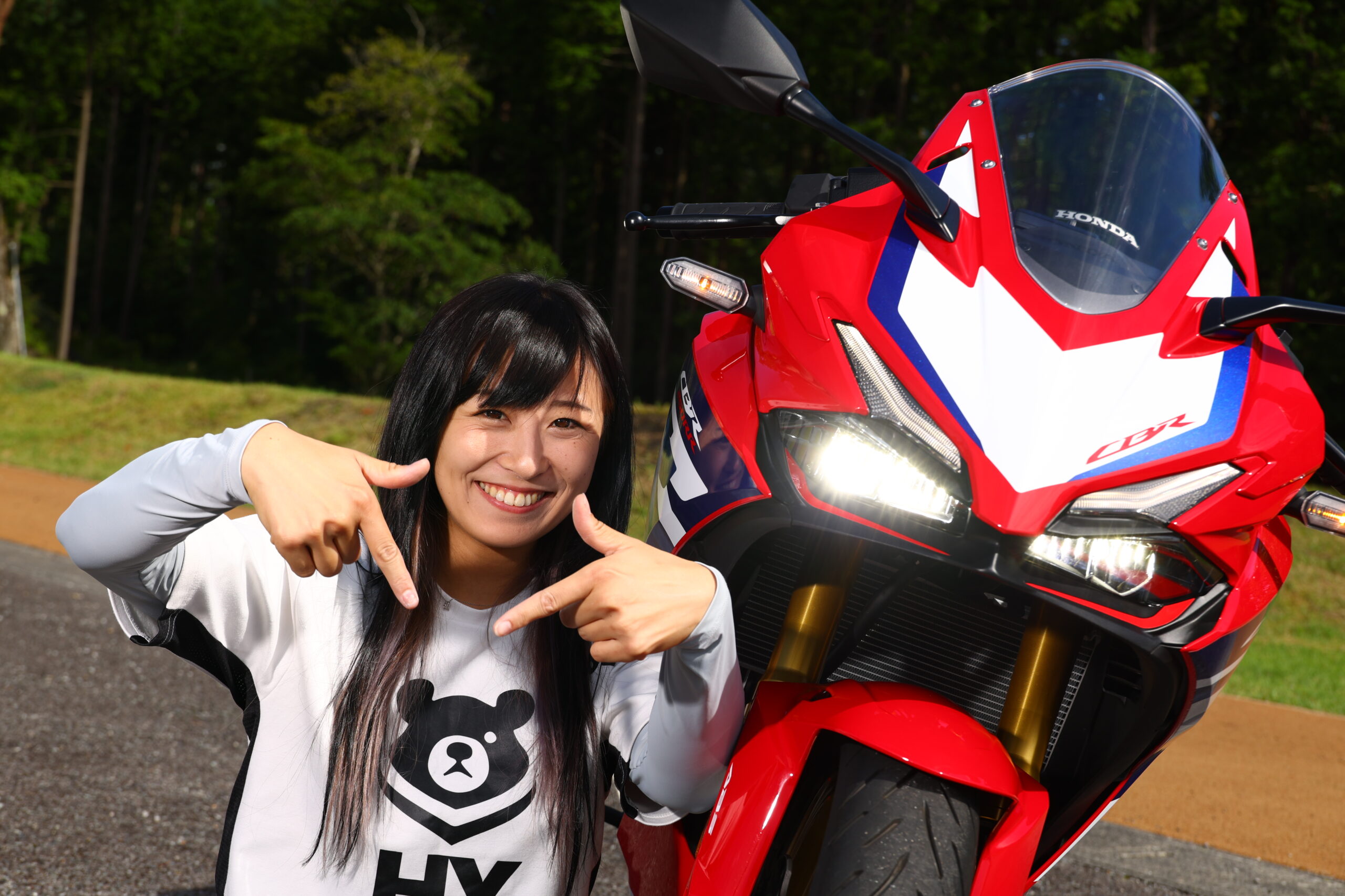 レーシング女子岡崎静夏の『いつもバイクで！』【CBR250RR編】さらなる