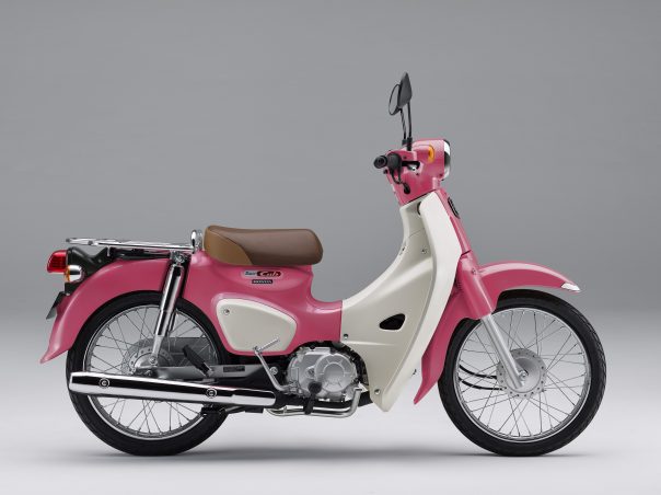 期間限定 ホンダのスーパーカブ 天気の子 Verは50cc 原付一種 と110cc 原付二種 で受注生産のみ ヘルメットもついてくる ホンダゴー バイクラボ