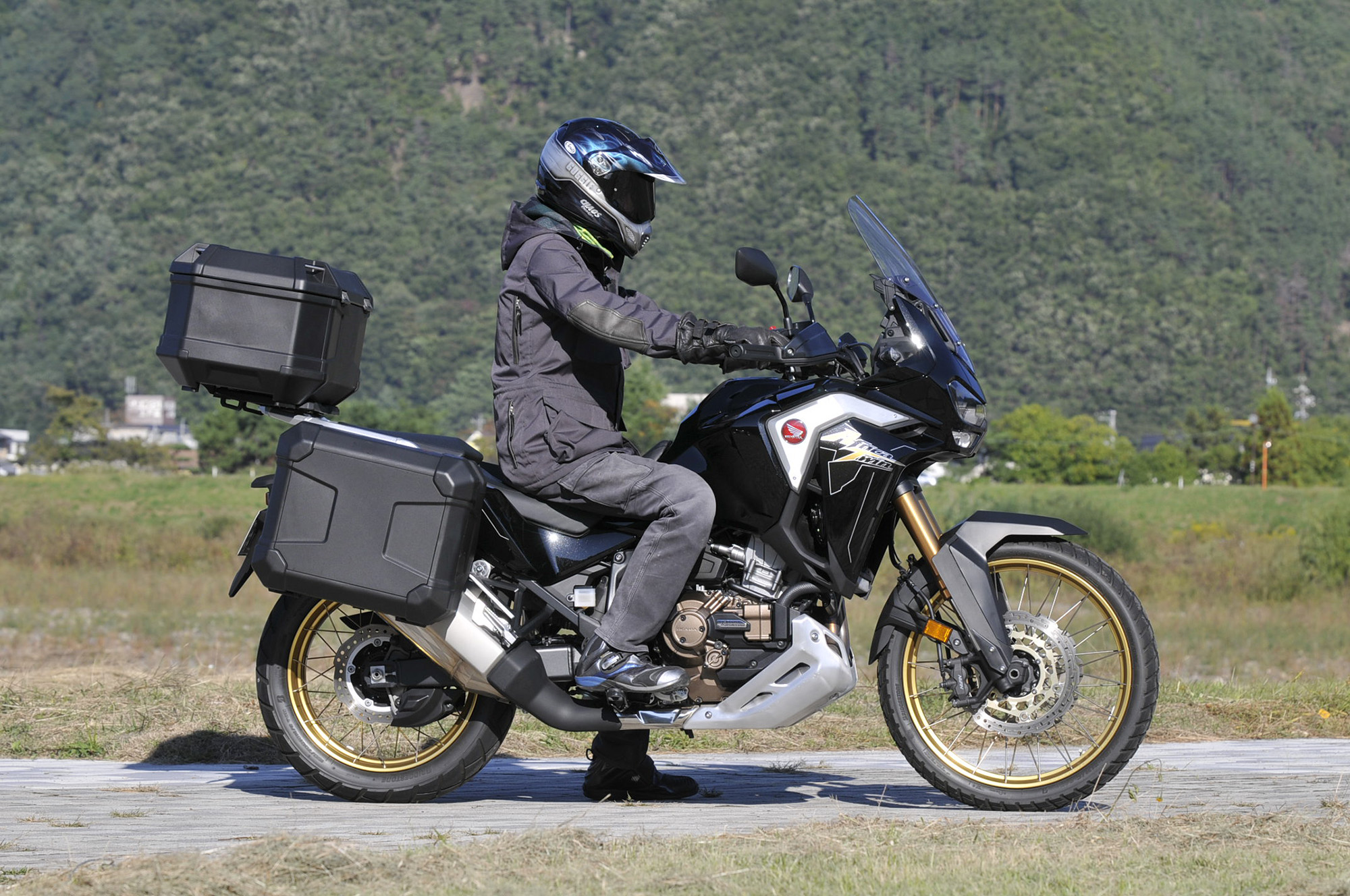 アフリカツイン アドベンチャースポーツes Dctってどんなバイク 燃費や足つき性 装備などを解説します ホンダバイク資料室 Honda Crf1100l Africa Twin Adventure Sports Es Dual Clutch Transmission アフリカツイン アドベンチャースポーツes Dctってどんなバイク 燃費や足つき性 装備などを解説します ホンダバイク資料室 Honda Crf1100l Africa Twin Adventure Sports Es Dual Clutch Transmission