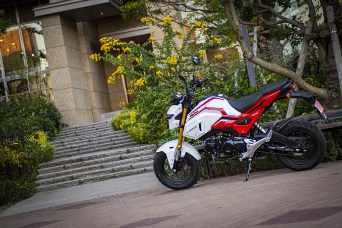 誰でも走りが楽しめて しかもリーズナブル グロムは レンタルバイク最初の1台 にベストマッチ 次はどれ乗る レンタルバイク相性診断 Honda Grom ホンダゴー バイクラボ