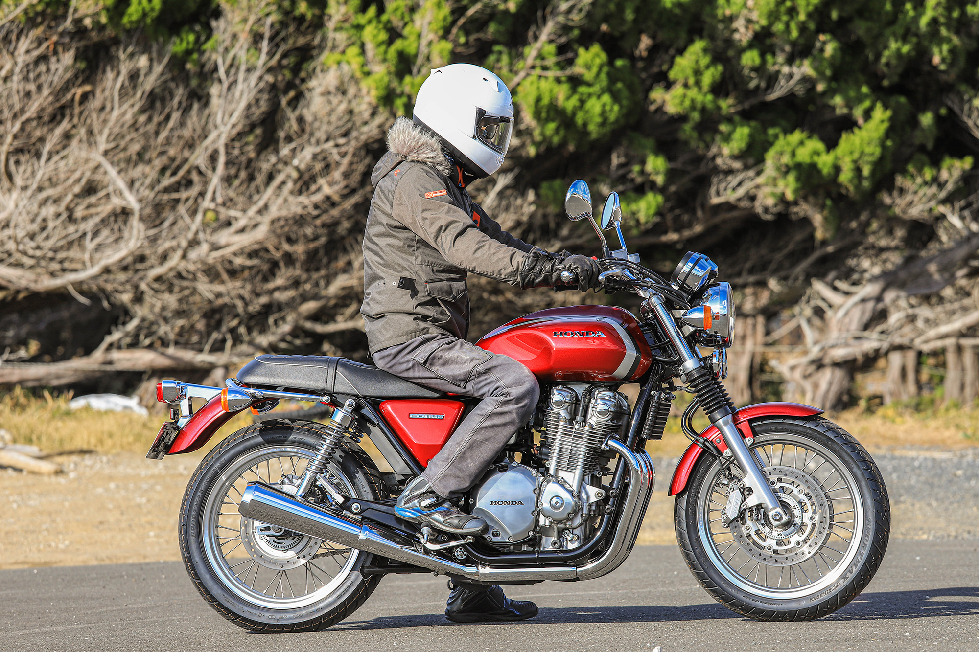 Cb1100 Exってどんなバイク 燃費や足つき性 装備などを解説します ホンダバイク資料室 Cb1100 Ex 18 Cb1100 Exってどんなバイク 燃費や足つき性 装備などを解説します ホンダバイク資料室 Cb1100 Ex 18