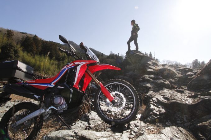 Crf250 Rally ラリー はオンからオフまでツーリングが大得意