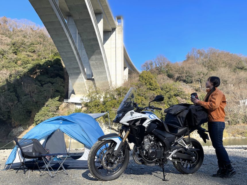 キャンプ初心者でも胸を張ってテントを張って 400xで日帰りキャンプチャレンジ