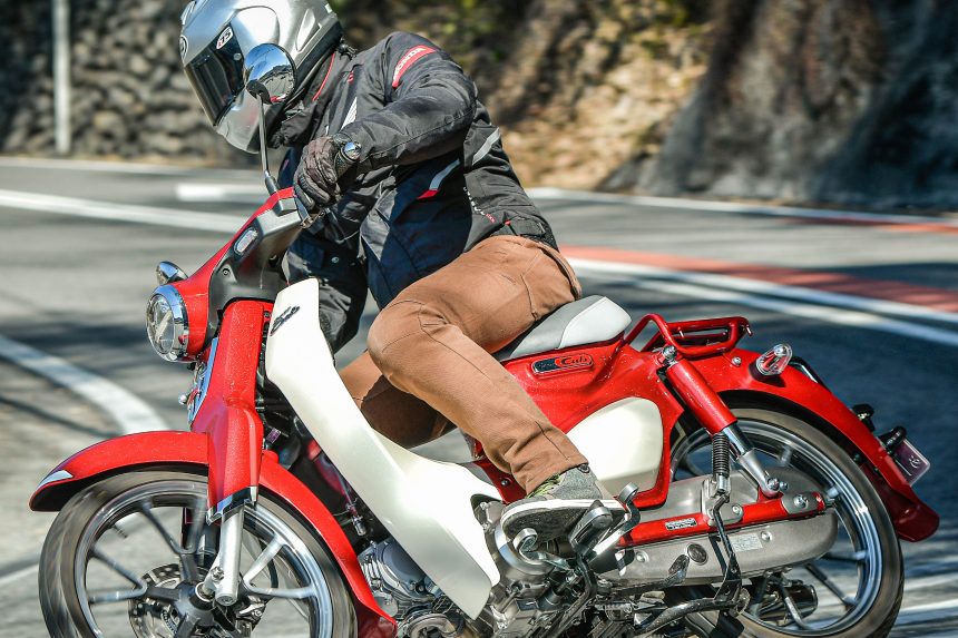 スーパーカブ C125 は日本の道を知り尽くしたバイクになっている 原付二種で楽しむホンダのバイク 第7回 スーパーカブ C125 中編 スーパーカブ C125 は日本の道を知り尽くしたバイクになっている 原付二種で楽しむホンダのバイク 第7回 スーパーカブ C125 中編