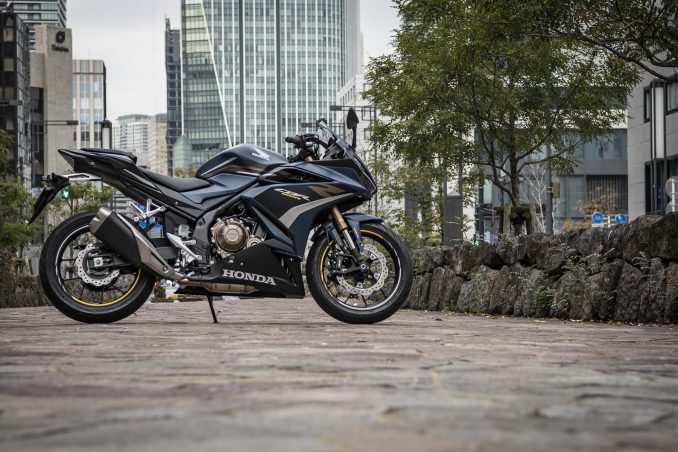 エンジンを活かすも殺すも車体次第だと22年モデル Cbr400r で思い知る ホンダの道は一日にして成らず 第32回 Honda Cbr400r 22 中編