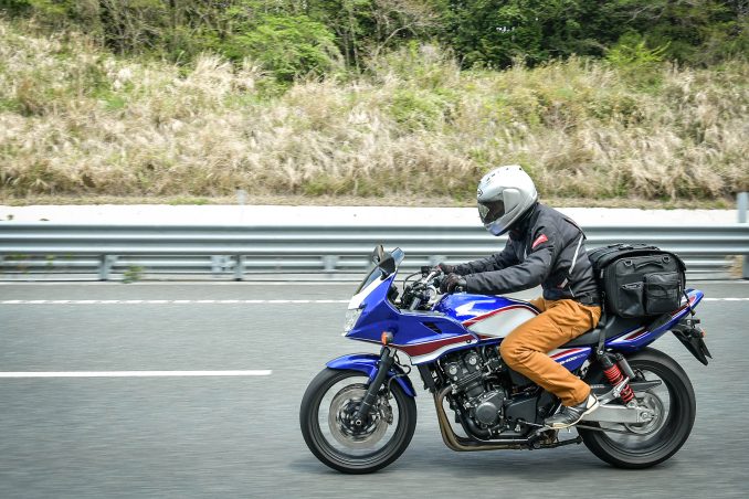 宿泊ツーリングに必要な物ってなに 1泊2日以上の旅にあると便利な荷物はコレ バイクライフ ステップアップ講座 宿泊旅の荷物 編 宿泊ツーリングに必要な物ってなに 1泊2日以上の旅にあると便利な荷物はコレ バイクライフ ステップアップ講座 宿泊旅の荷物 編