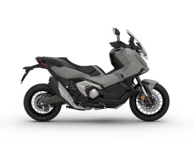 ホンダドリーム札幌西でX-ADVをレンタル