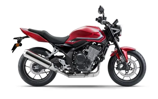 ホンダドリーム久留米でCB400 SUPER FOUR E-Clutchをレンタル
