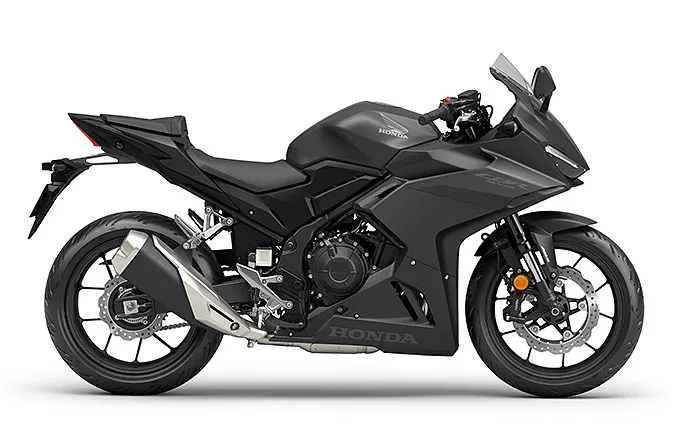 ホンダドリーム江戸川でCBR400R をレンタル