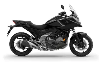 ホンダドリーム印西でNC750X Dual Clutch Transmissionをレンタル