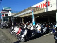 （有）富岡輪店の写真